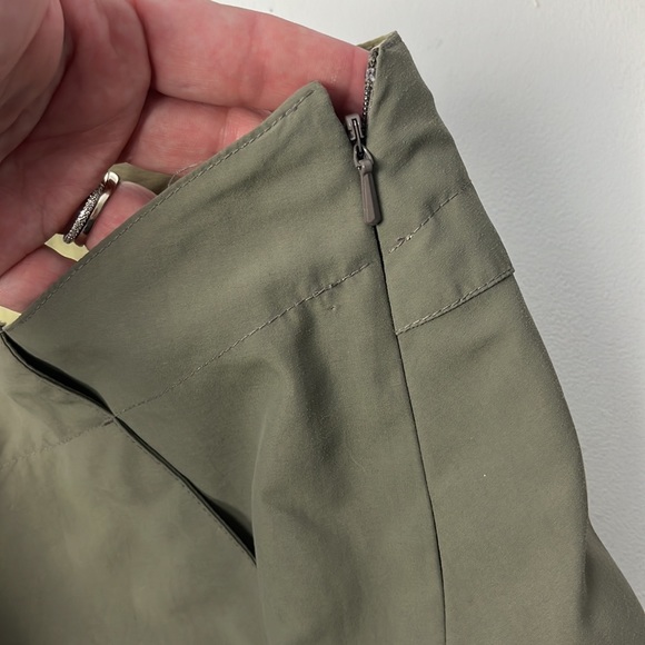 Helly Hansen skirt - Picture 7 of 10